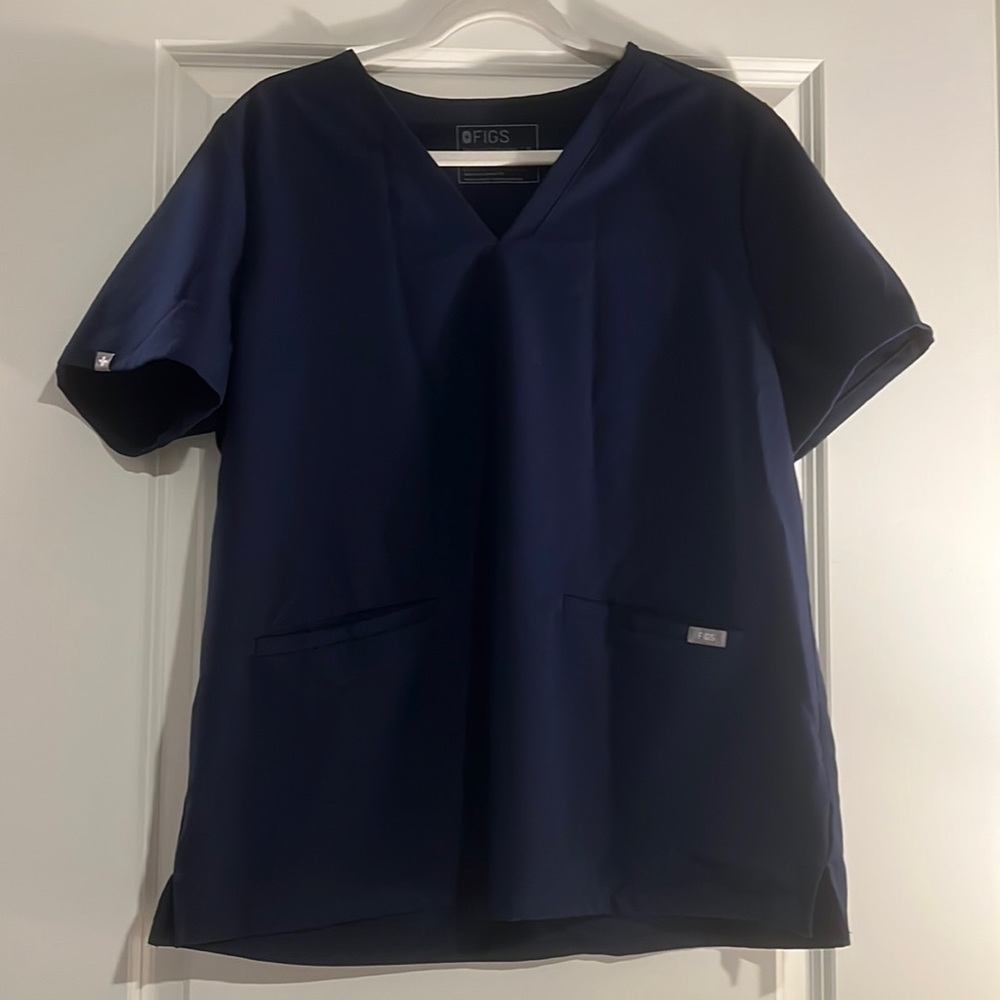 Two Figs Casma three pocket scrub tops, size XL, Navy